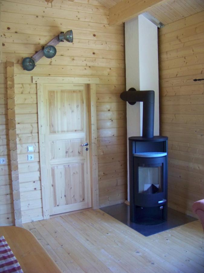 Ferienhaus Brunnenweiher Kißlegg エクステリア 写真